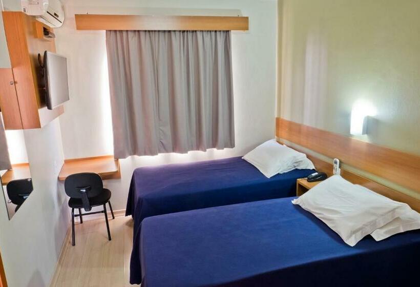デラックスルーム, Tri Hotel Centro Chapecó