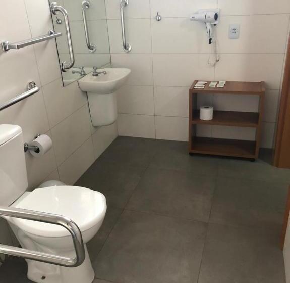 デラックストリプルルーム, Tri Hotel Centro Chapecó