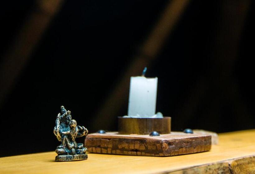 Бунгало Стандарт, Universo Pol Bamboo Hostel