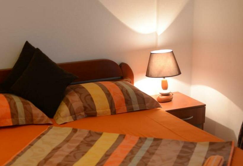 Habitació Estàndard amb Terrassa, B&b Lovac