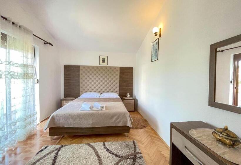 Habitació Economy, B&b Lovac