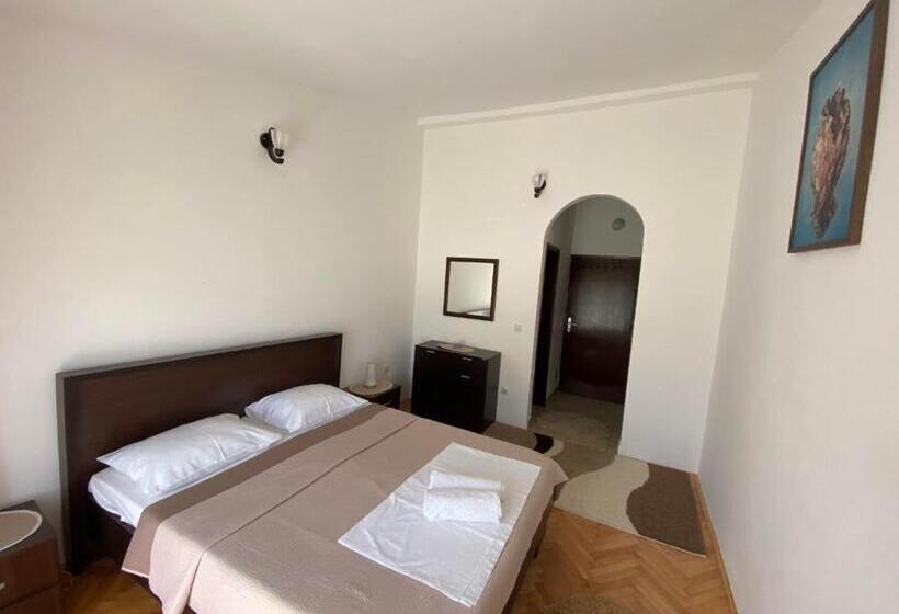 Habitació Economy, B&b Lovac