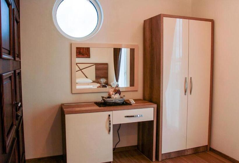 Estudi estàndard amb Terrassa, B&b Lovac