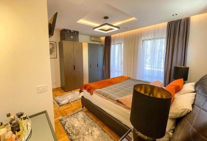 Apartament Deluxe 1 Dormitori, B&b Lovac