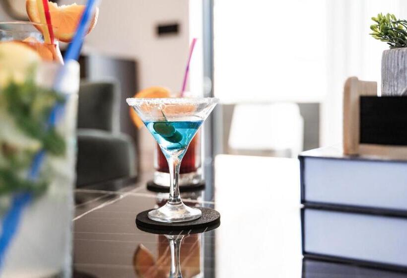 Vila Deluxe 1 Dormitori, B&b Lovac