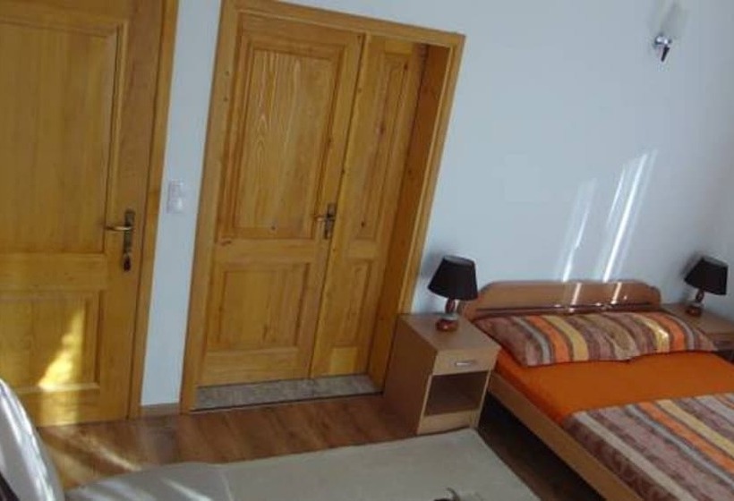 Habitació Quàdruple Estàndard amb Balconada, B&b Lovac