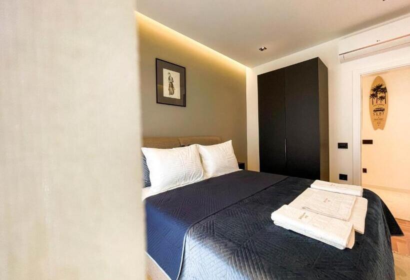 Vila Deluxe 1 Dormitori, B&b Lovac