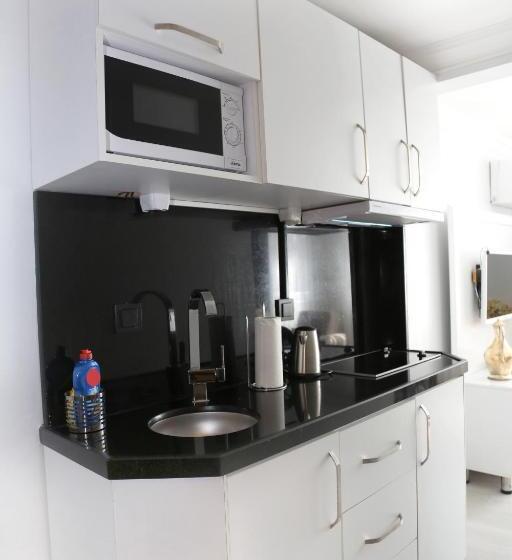 1 Bedroom Apartment with Balcony, Ditto Flats