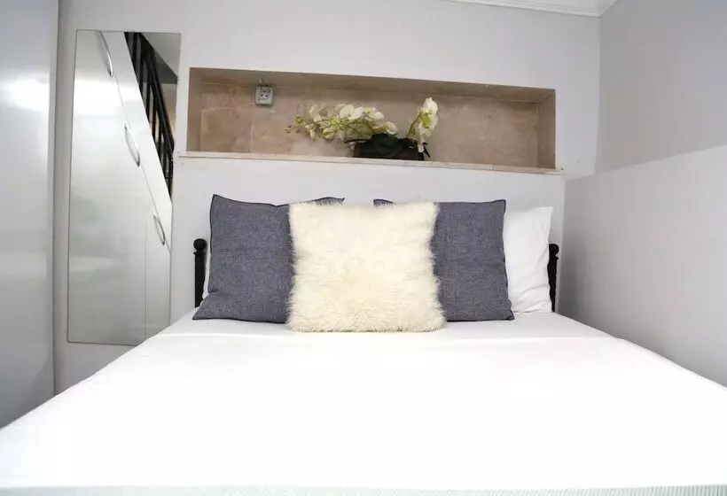 1 Bedroom Duplex Apartment, Ditto Flats