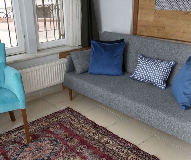 1 Bedroom Duplex Apartment, Ditto Flats