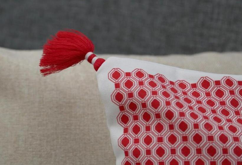 1 Bedroom Apartment with Balcony, Ditto Flats