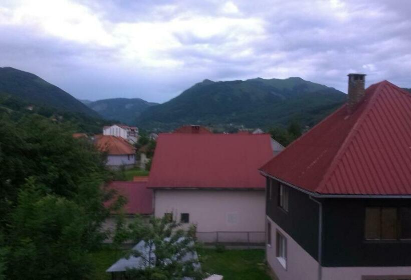 اتاق استاندارد سه نفره, Private Accommodation Lidija Rakočević