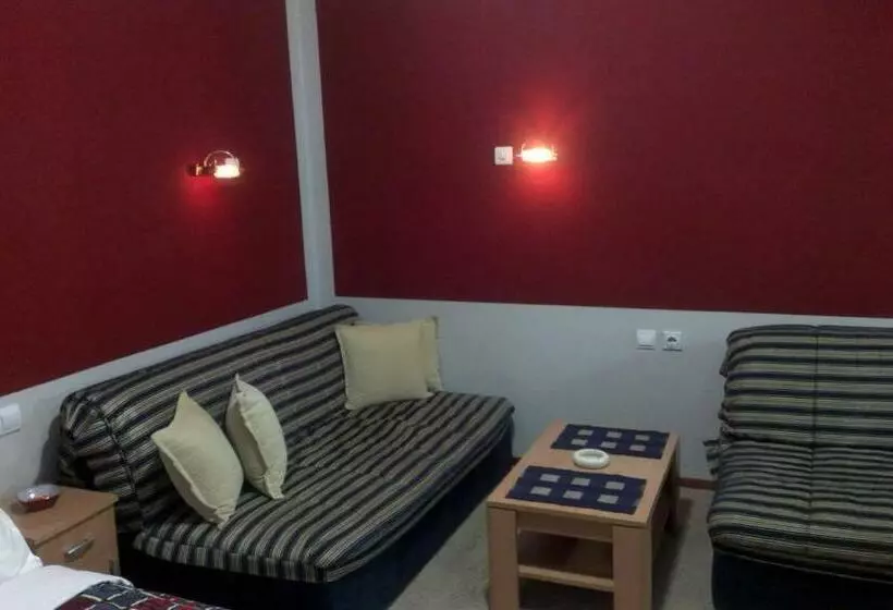 استودیوی استاندارد, Private Accommodation Lidija Rakočević