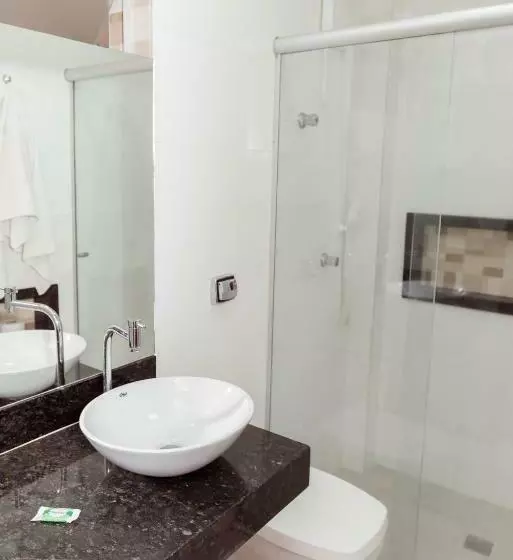 اتاق استاندارد سه نفره, Castelar Novo