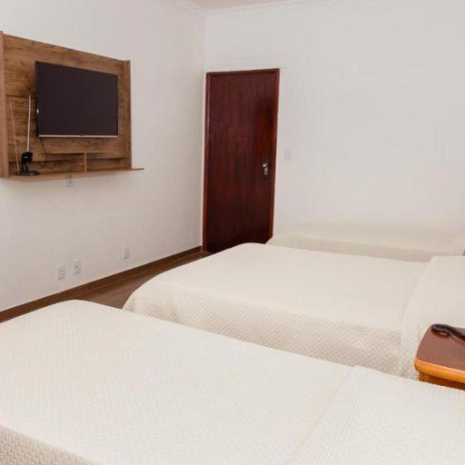 غرفة قياسية, Castelar Novo