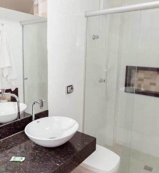 غرفة ديلوكس ثلاثية, Castelar Novo