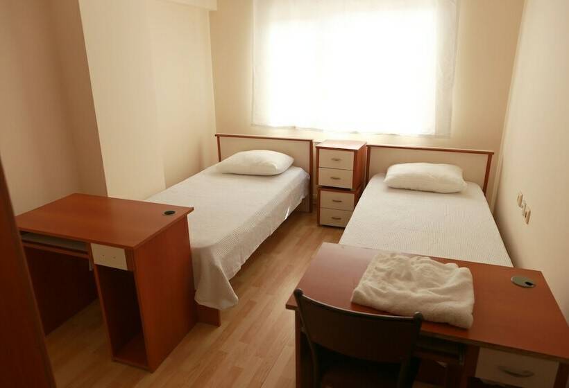 اتاق استاندارد, Cay Der Konaklama