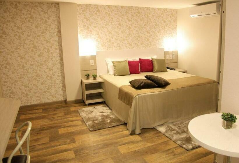 חדר סופריור, Di Capri