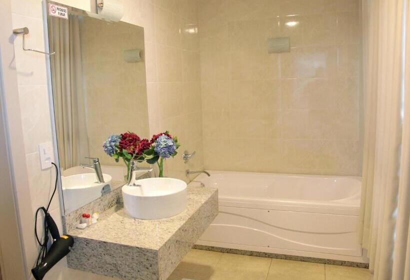 חדר סופריור, Di Capri