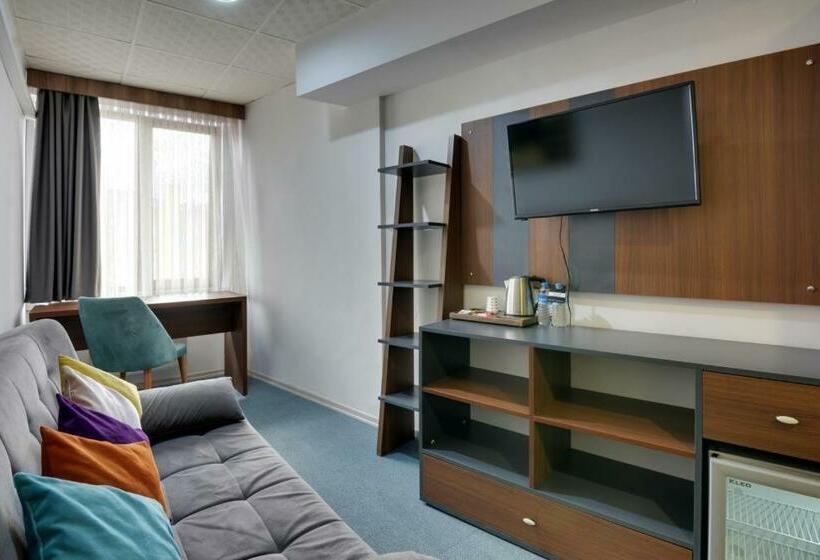 스위트, Grande Stella