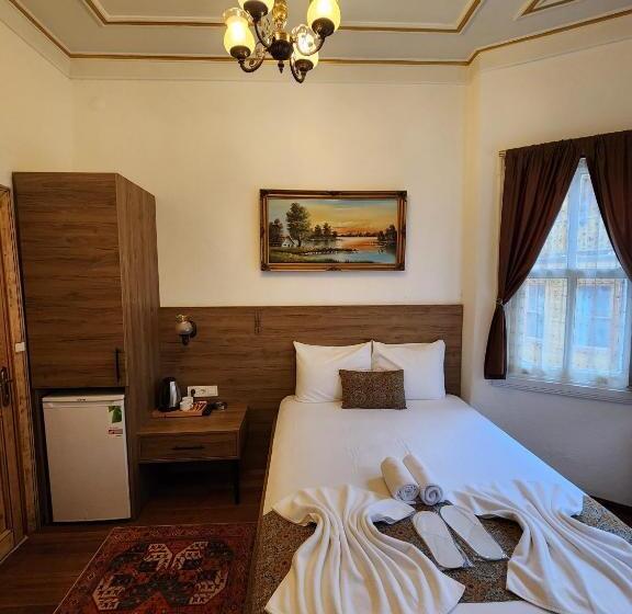 اتاق لوکس, Kadıköy White House