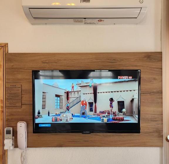 سوییت خانوادگی, Kadıköy White House