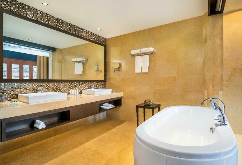 Suite Letto King, Le Méridien Paro, Riverfront