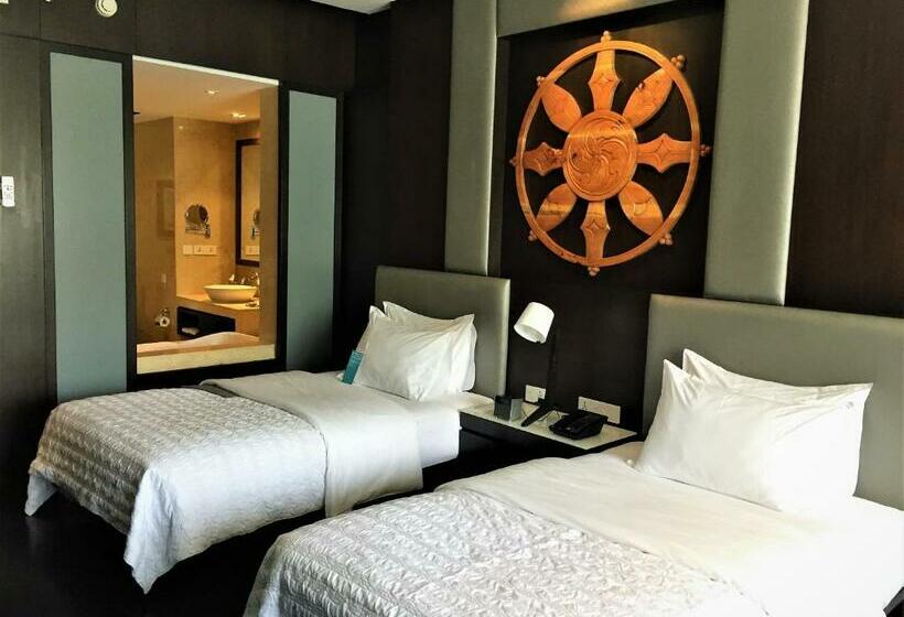 Camera Deluxe, Le Méridien Paro, Riverfront