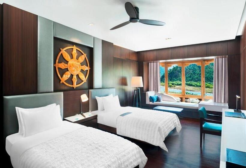 Camera Deluxe, Le Méridien Paro, Riverfront