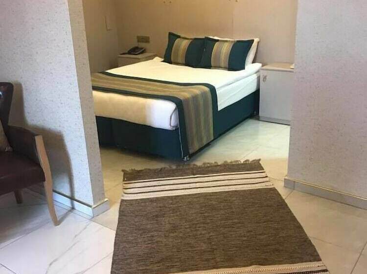 스탠다드 룸, Nun Otel