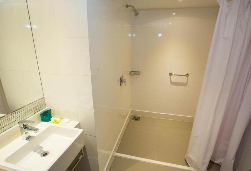 اتاق استاندارد برای معلولان, Petit Rio