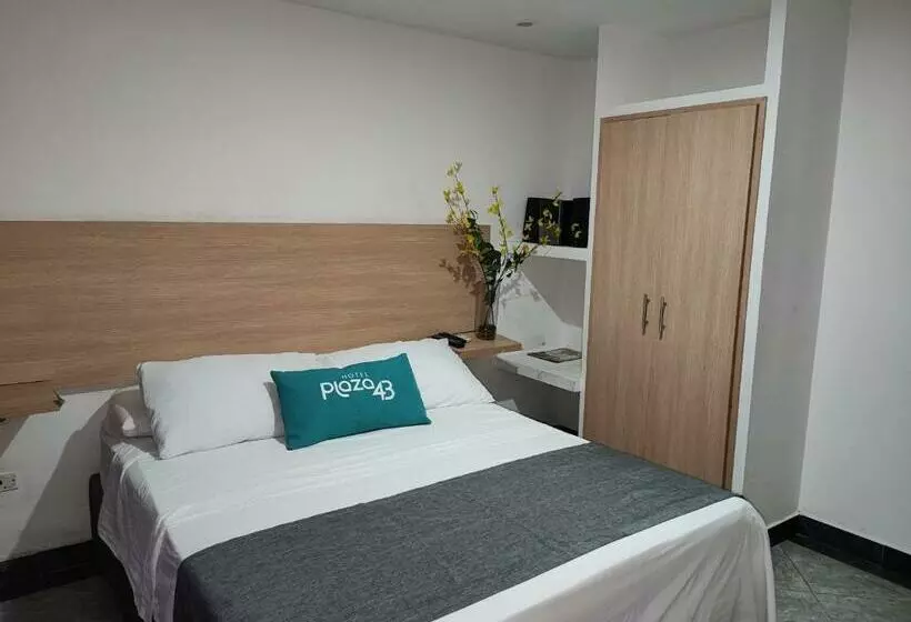 Standard-huone, Plaza 43