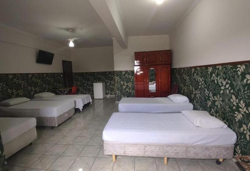 غرفة قياسية رباعية, Ruby Hospedagens