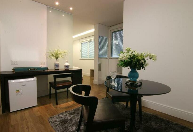 디럭스 스위트, Tupygua Brasil