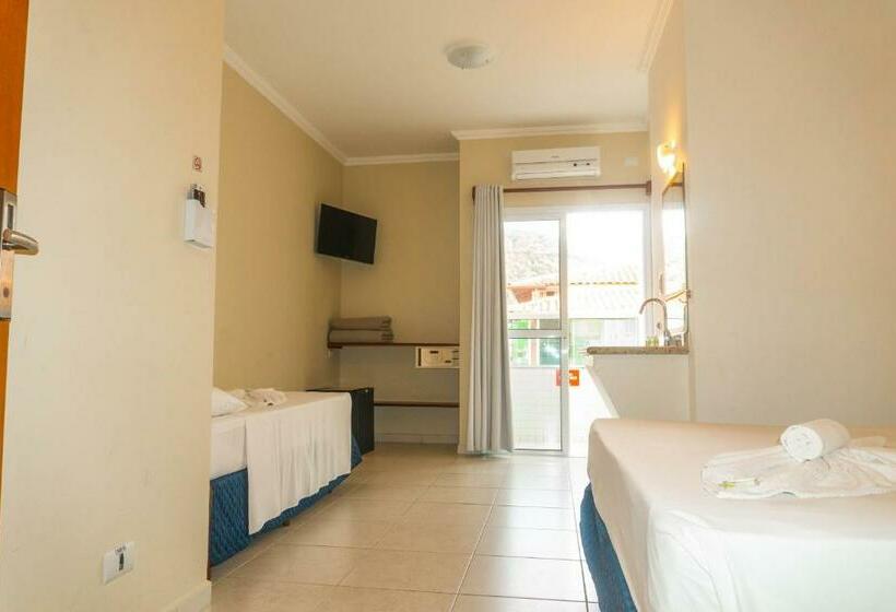 스탠다드 트리플 룸, Upg