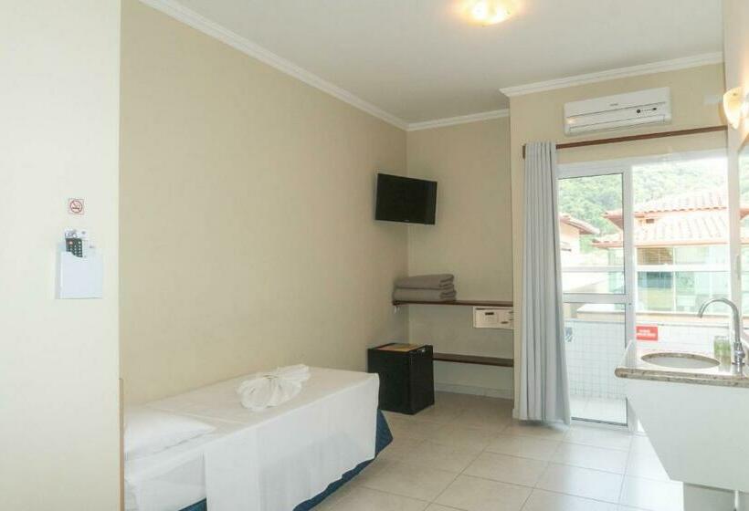 스탠다드 트리플 룸, Upg