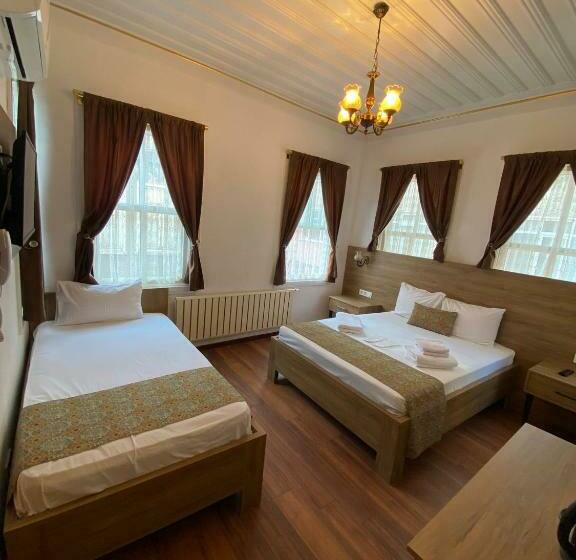 سوییت خانوادگی, Kadıköy White House