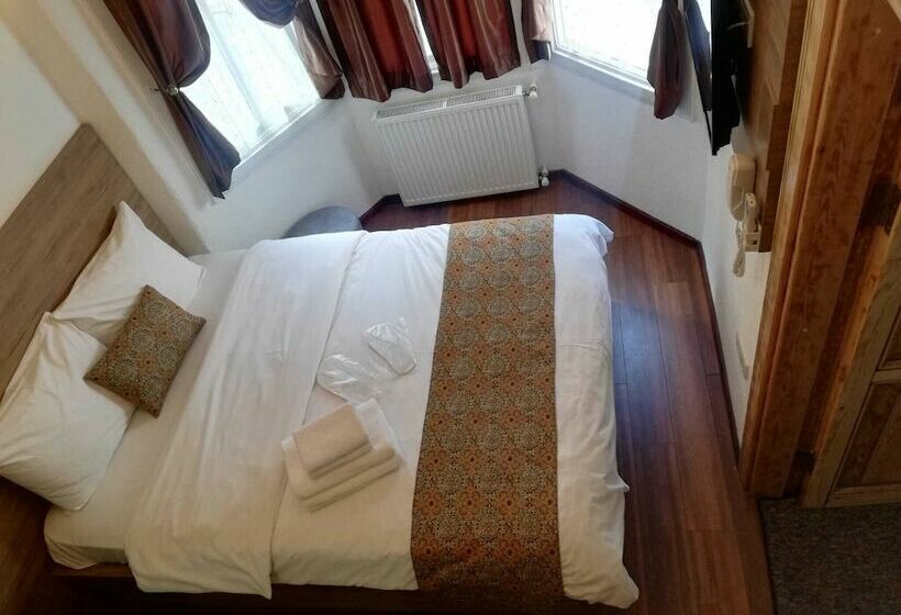 اتاق لوکس, Kadıköy White House