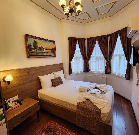 اتاق لوکس, Kadıköy White House