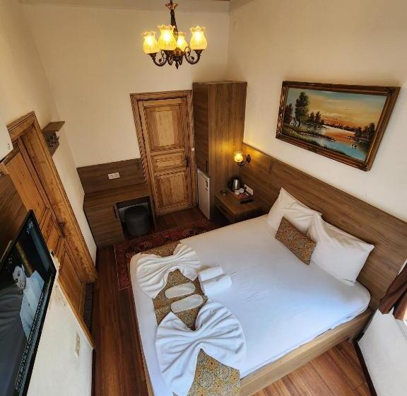 اتاق لوکس, Kadıköy White House