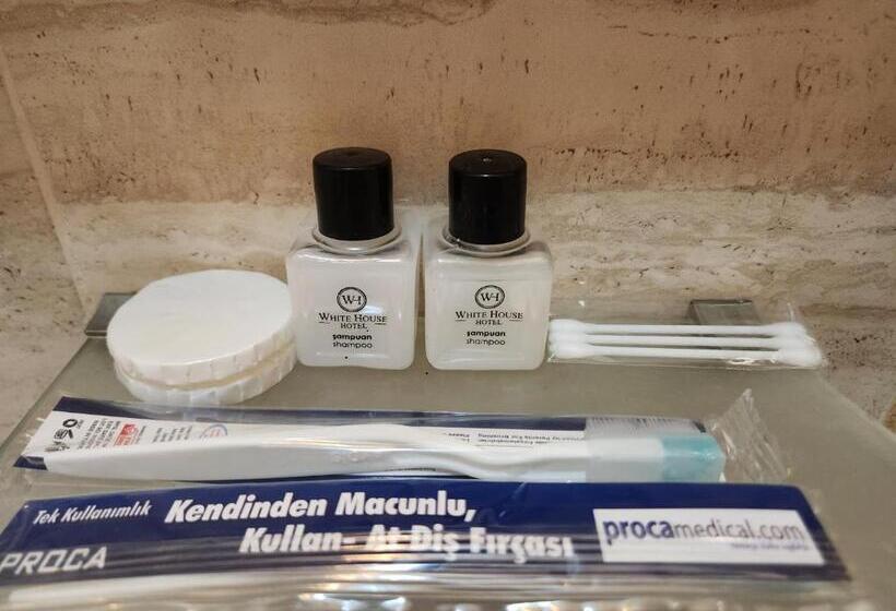 اتاق لوکس با بالکن, Kadıköy White House