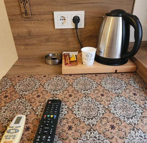 اتاق استاندارد یک نفره, Kadıköy White House