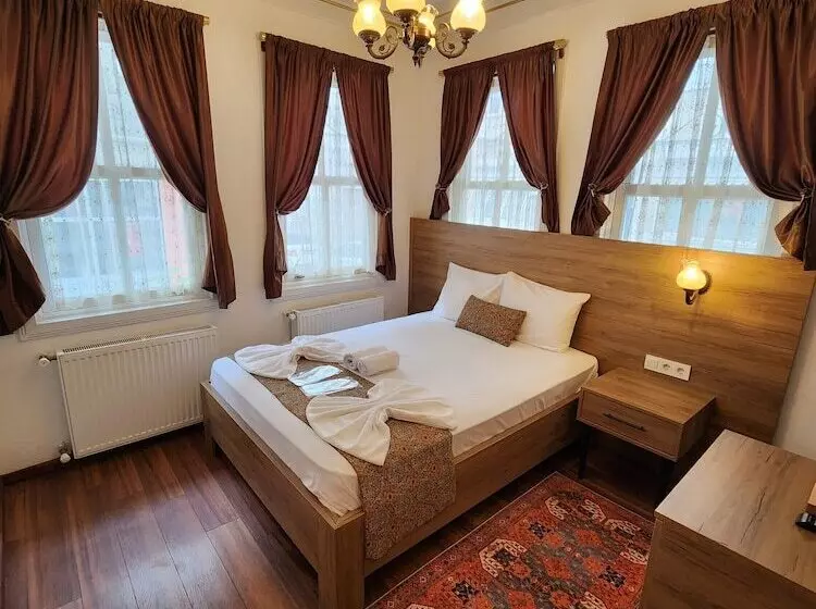 اتاق استاندارد, Kadıköy White House