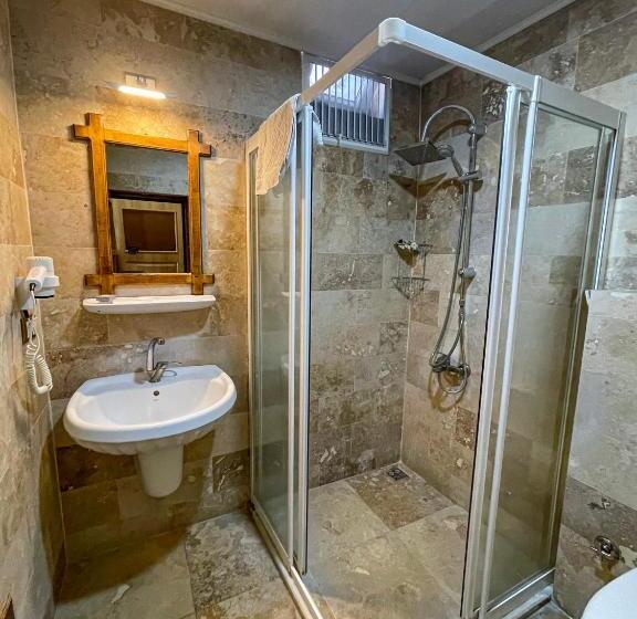 غرفة إقتصادية, Yusuf Bey House