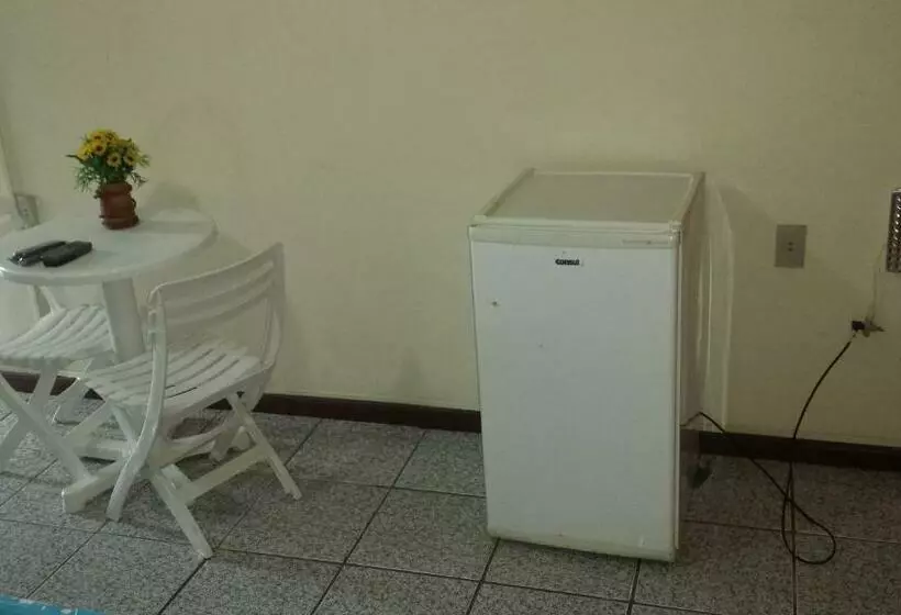 スイート, Hospedaria   Hostel Gamboa