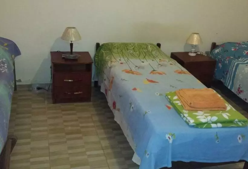 トリプルクラシックルーム, Hospedaria   Hostel Gamboa