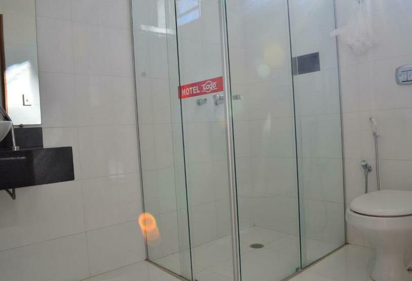 חדר סטנדרט לשלושה, Do Lago