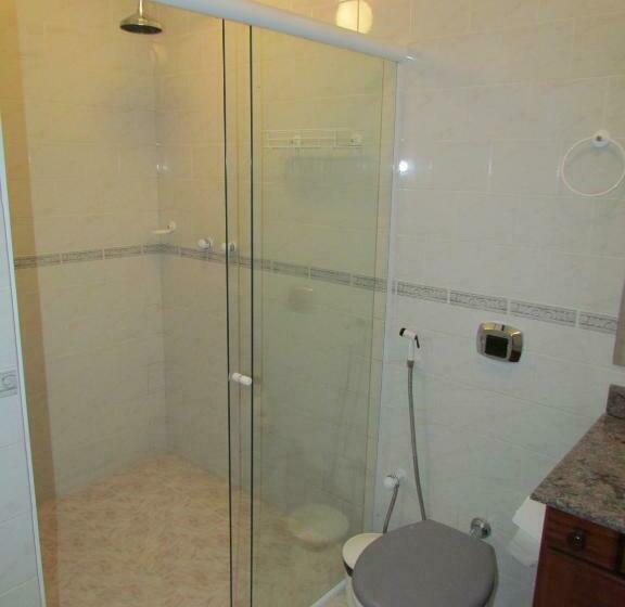 חדר סטנדרט, Dos Bretoes