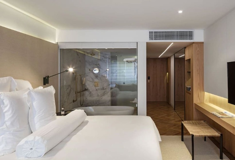 اتاق داخلی دلوکس, Emiliano Rio