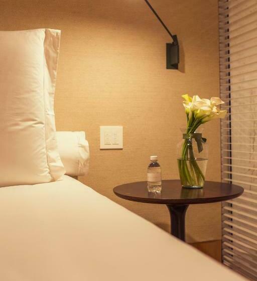 اتاق داخلی دلوکس, Emiliano Rio